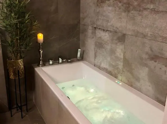 Like 2 Sauna,jacuzzi & Apartment Swidnica (Lower Silesia)