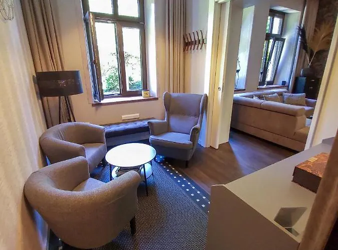 Like 2 Sauna,jacuzzi & Appartement Świdnica